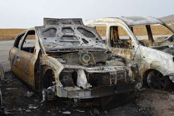 Cinco vehículos calcinados un incendio intencionado en un solar de El Ejido-Telde/TA.